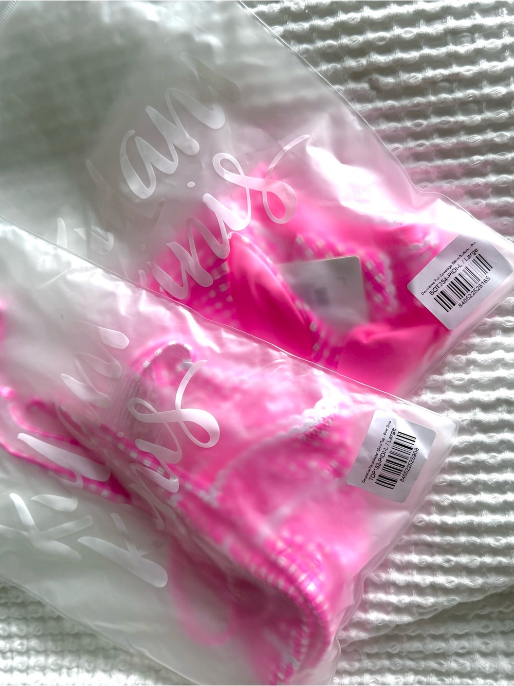 Kulani Kinis Pink Diva Gingham Halter Bikini Top Size L NWT - Picture 14 of 16